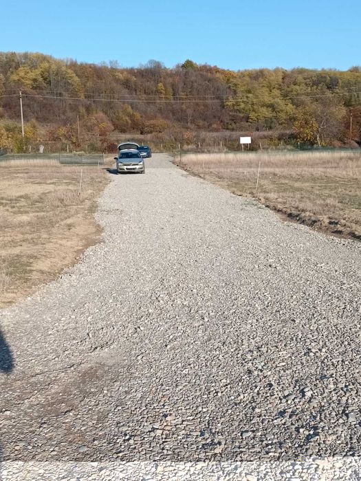 Teren de vânzare intravilan 749 mp deal-munte