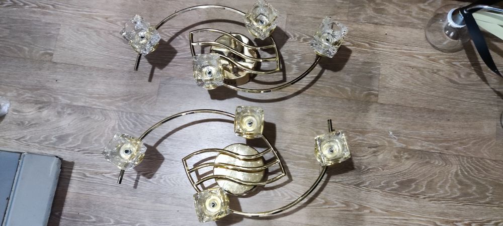 Продам 2 люстры 12В и 3В с блоками питания и лампами