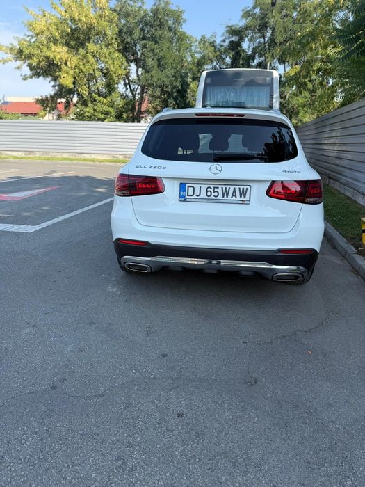 Mercedes-Benz GLC220d4Matic 204cp