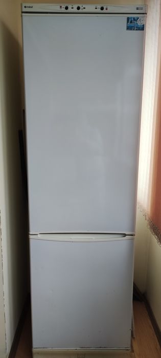 Хладилник Indesit