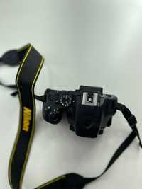 Nikon D3500, Kit