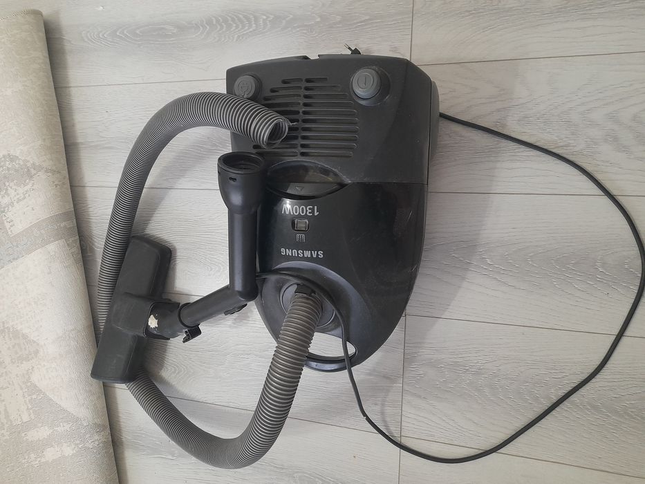 Пылесос рабочий 5000