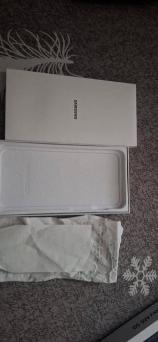 Samsung a55 că nou full box schimb pe iPhone 13 plus difență