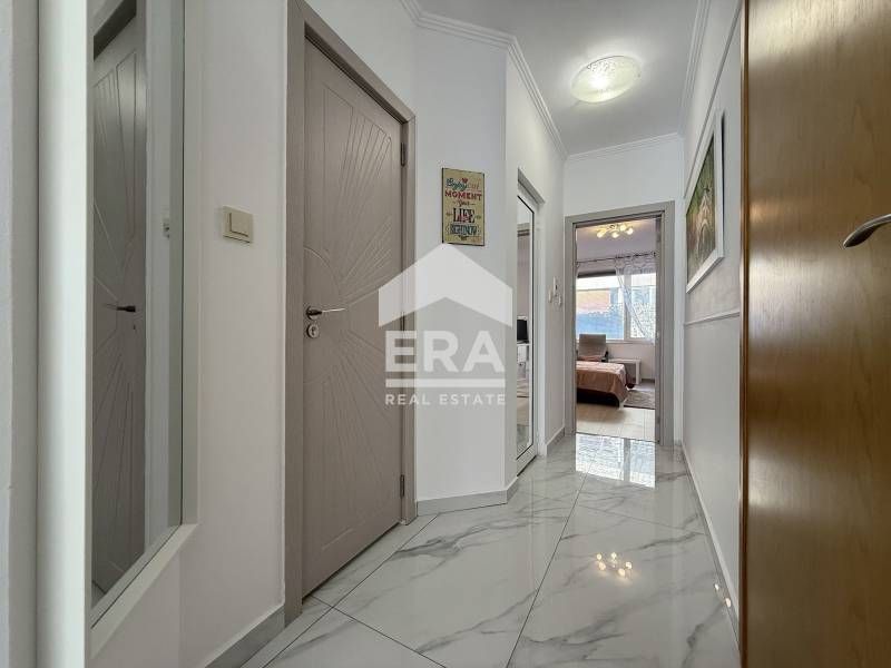 Продава се Двустаен апартамент в София, Лозенец - 70 кв.м за 4072 €/кв.м - Снимка #4