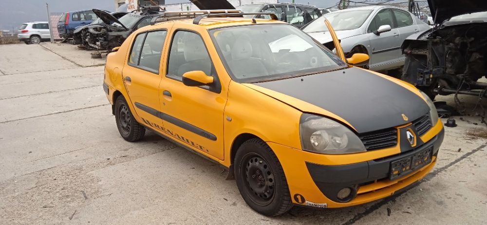 Renault Clio 1.4 75 к.с.. 2005г. Рено Клио 1.4 бензин 2005г. На части