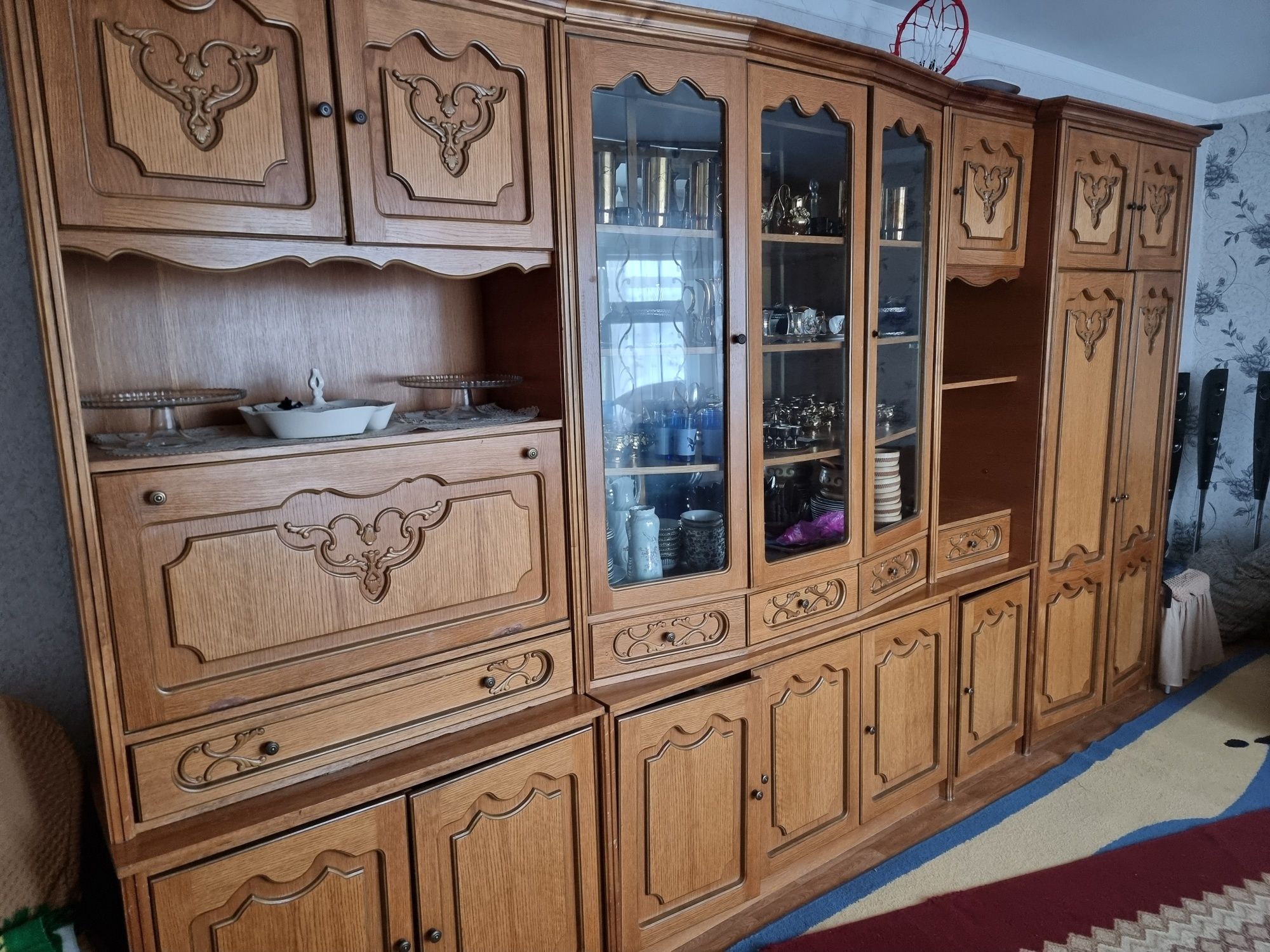 Продам стенку, в хорошем состоянии