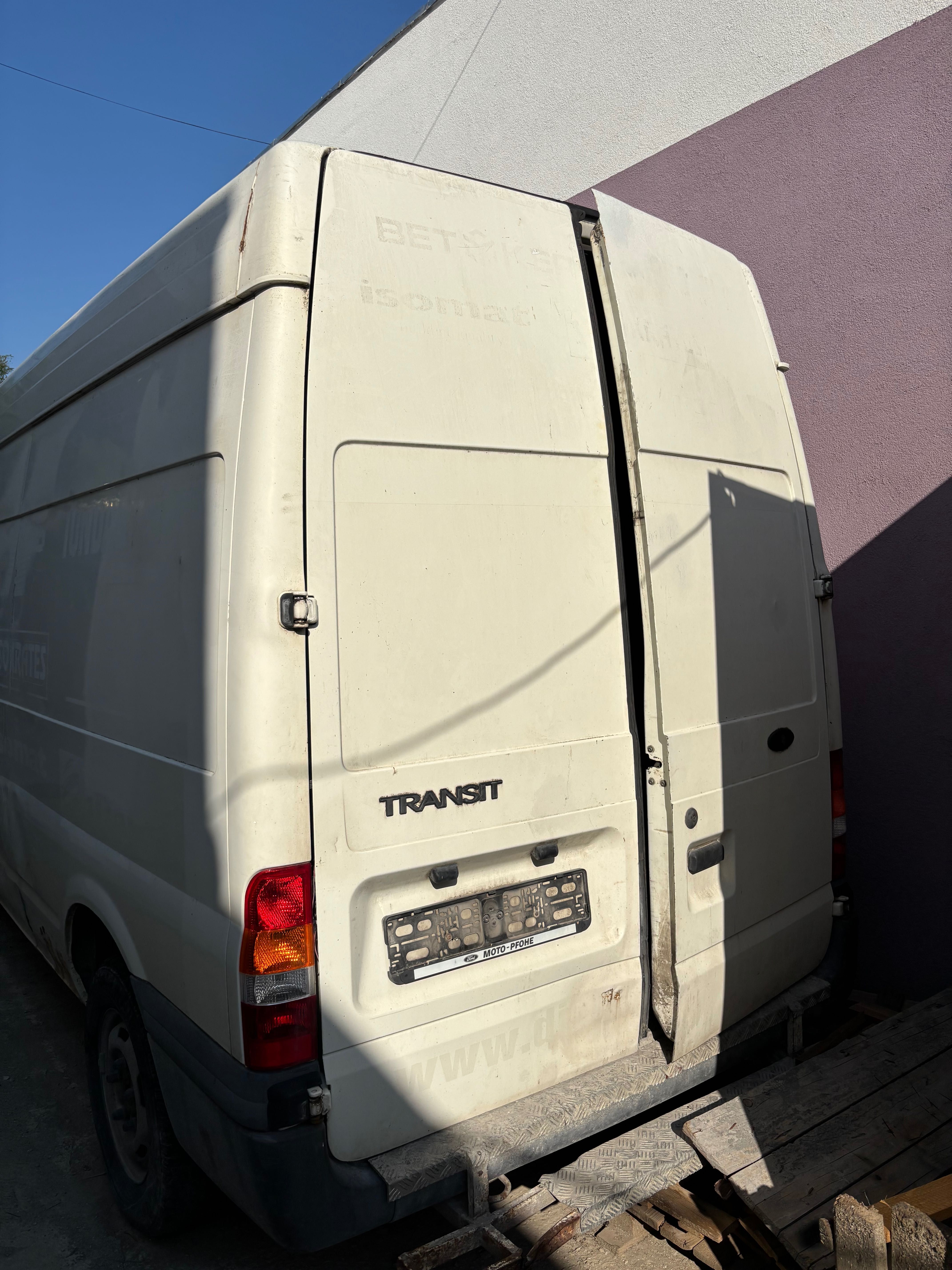 Форд Транзит 115 T350 с разглобен двигател