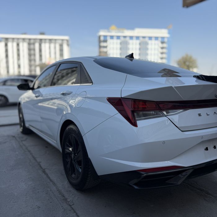 Hyndai Elantra Сотилади