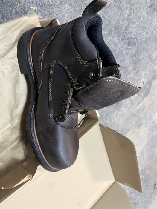 Тшо куртка , комбез,ботинка