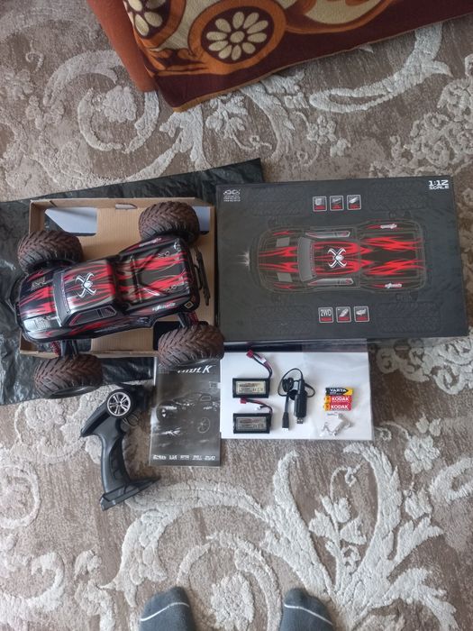 Masina cu telecomanda