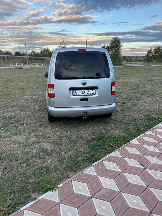 Volkswagen caddy an 2010 1.9bls impecabil