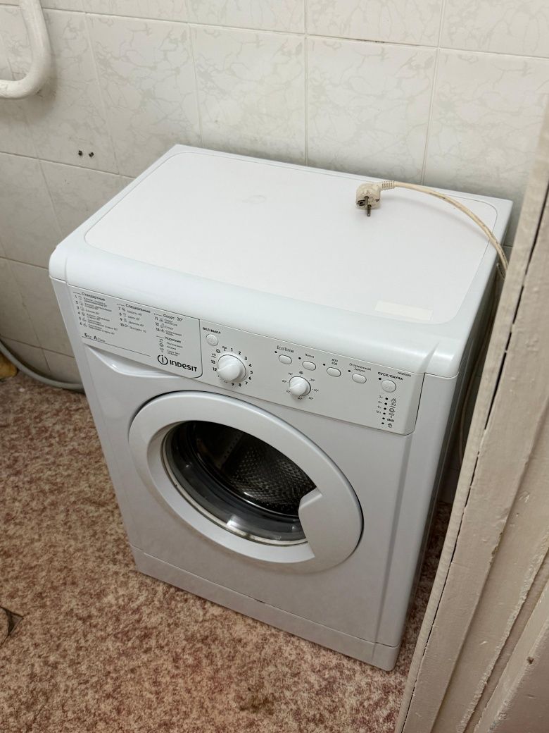 Продам стиральную машинку