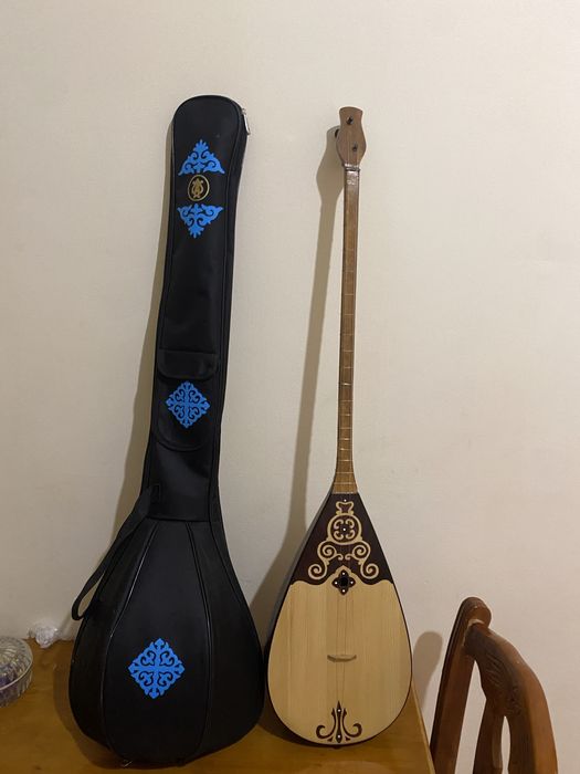 Домбыра Новый таза көп тартылмаған тек үйрену үшін алынған