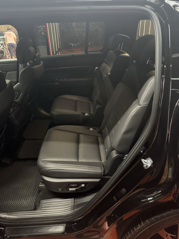Hyundai Santa Fe 2025г., Full, 8.000 пробег в идеальнои состоянии