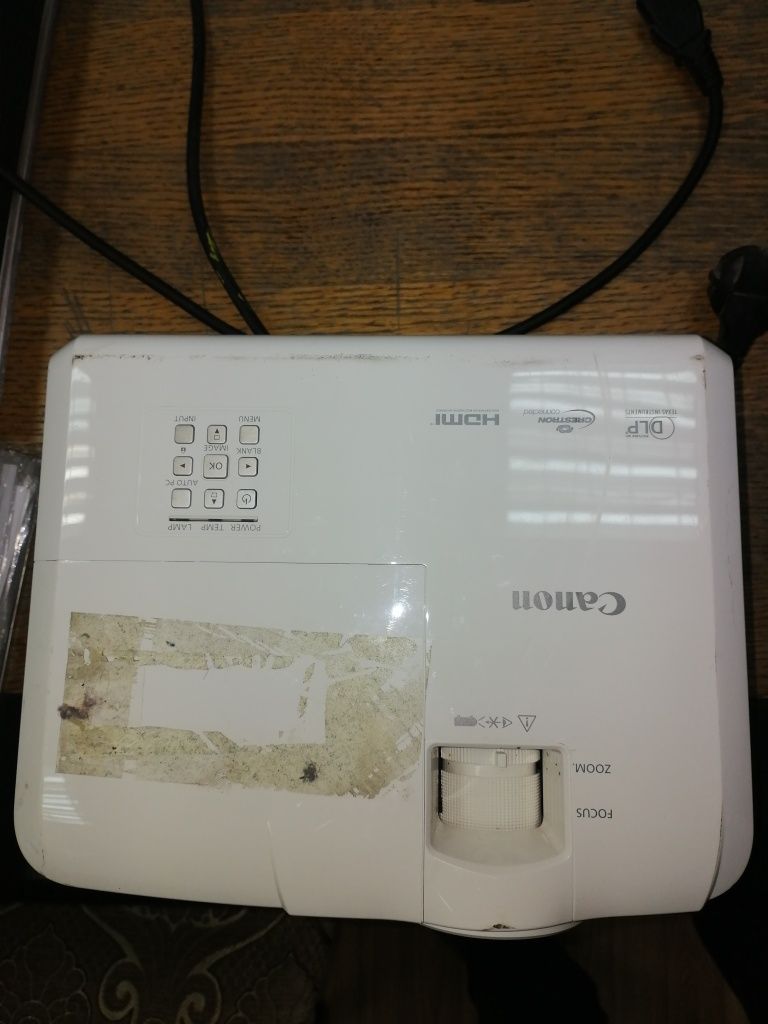 Printer va proektorlar sotiladi.
