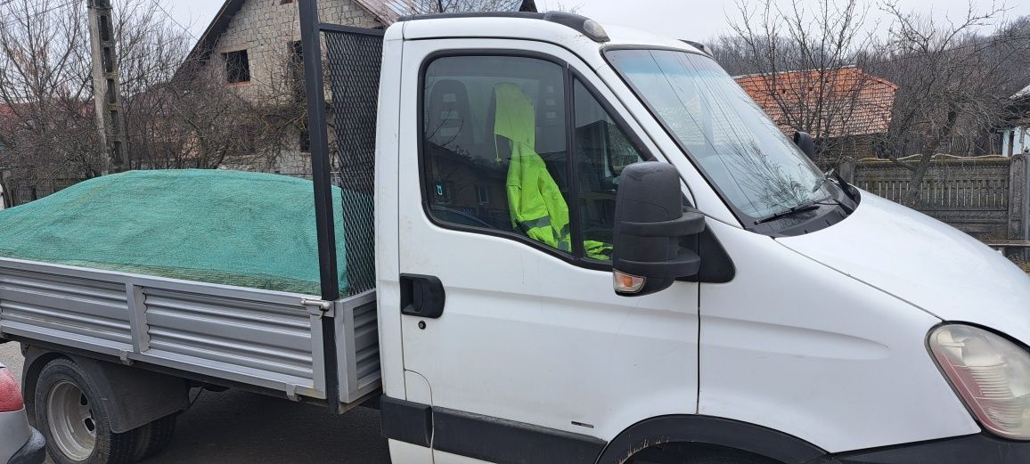 Transport basculabil:pietris,nisip,moloz,materiale construcții,