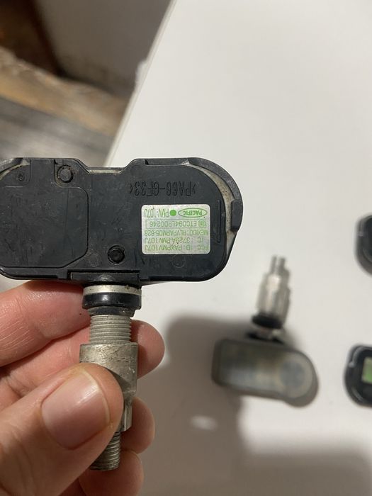 Датчики давления в шинах (TPMS)