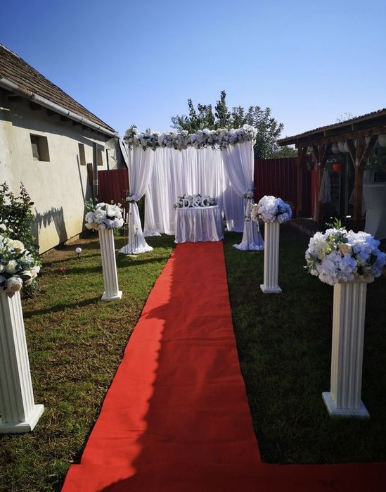 Închiriere corturi, mese, scaune, decorațiuni evenimente