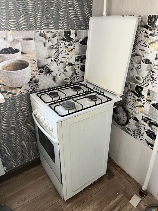 Газовая плита в отличном состоянии