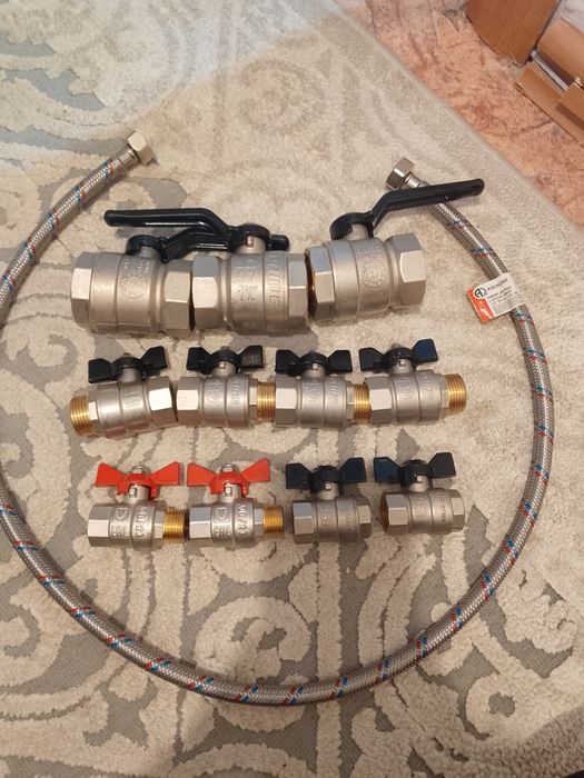 Продам кран шаровые