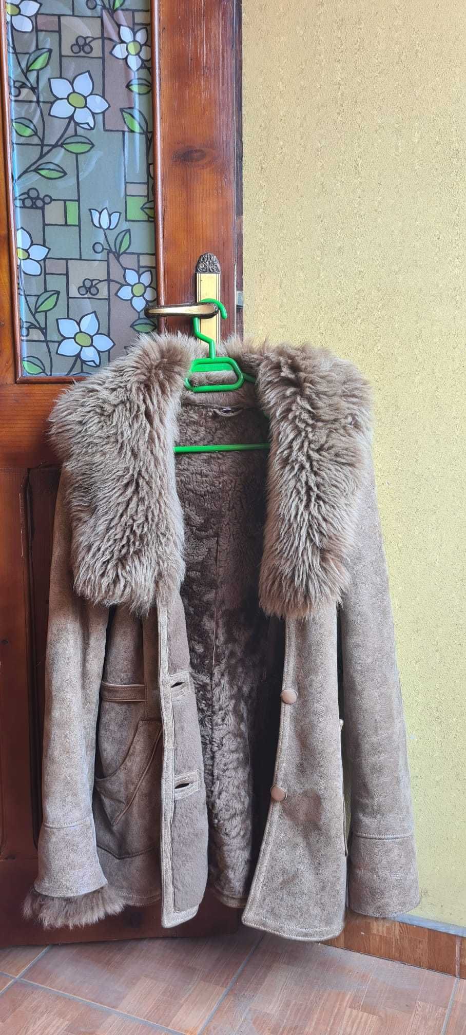 Cojoc de Orăștie îmblănit damă – călduros și elegant, stare impecabilă