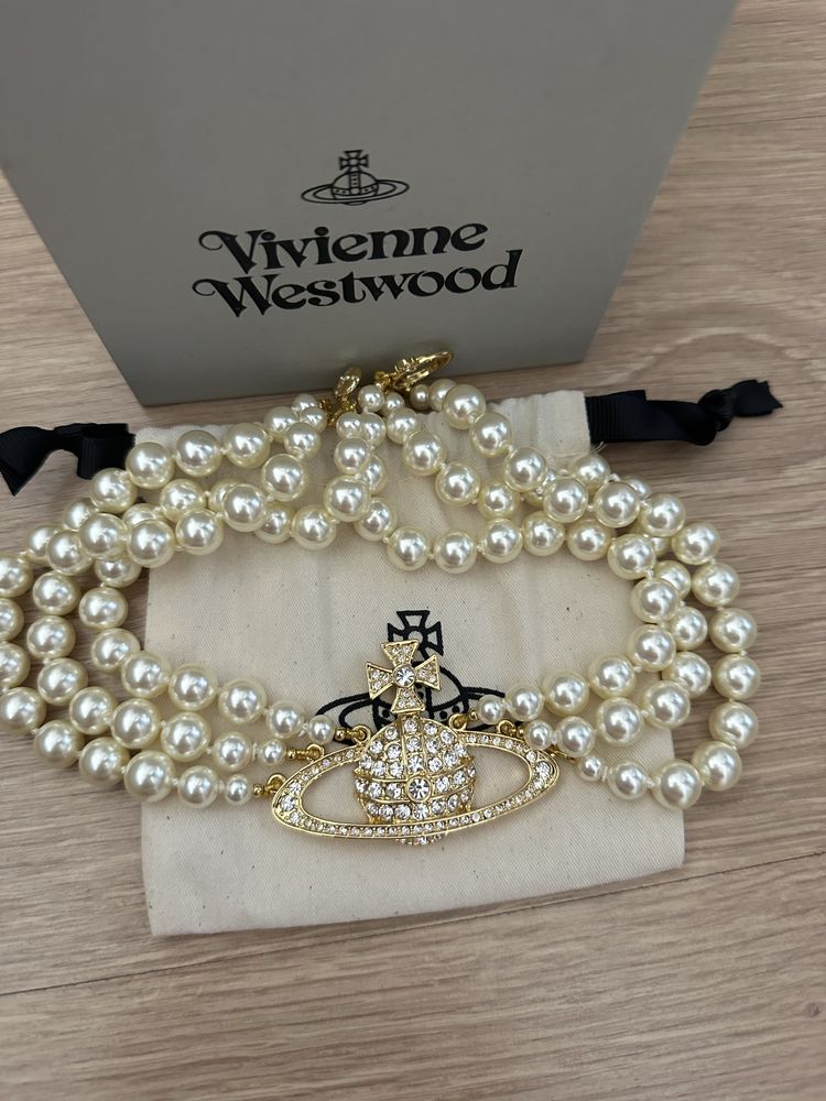 Vivienne Westwood choker