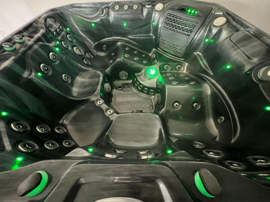 Jaccuzi Platinium Spa Hot Tub piscină ciubăr