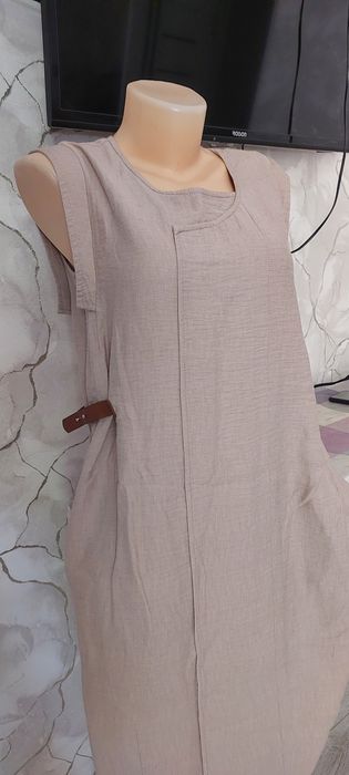 Платья  женские костюмы разные