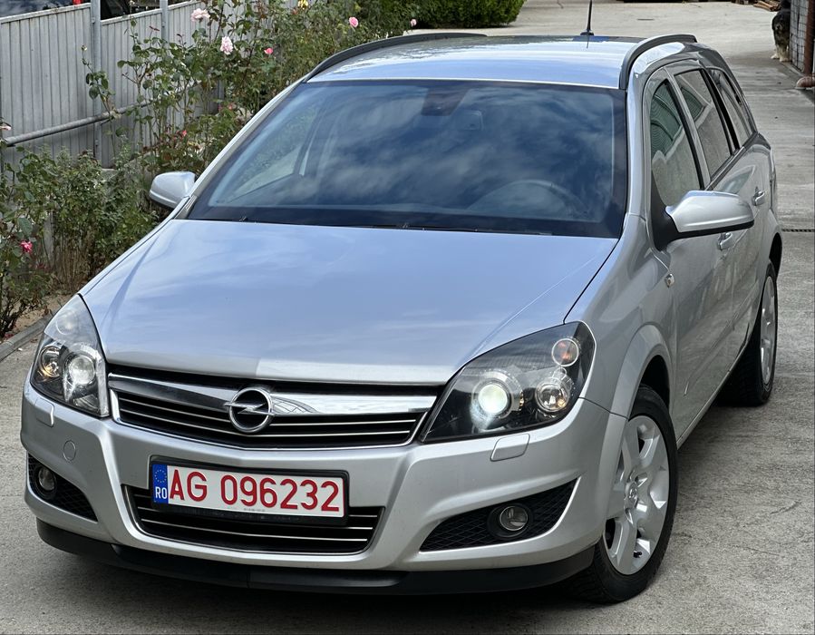 Opel Astra H facelift 1.7 CDTI , 110 cp, 2009 *Xenon*Navigatie*Climă*