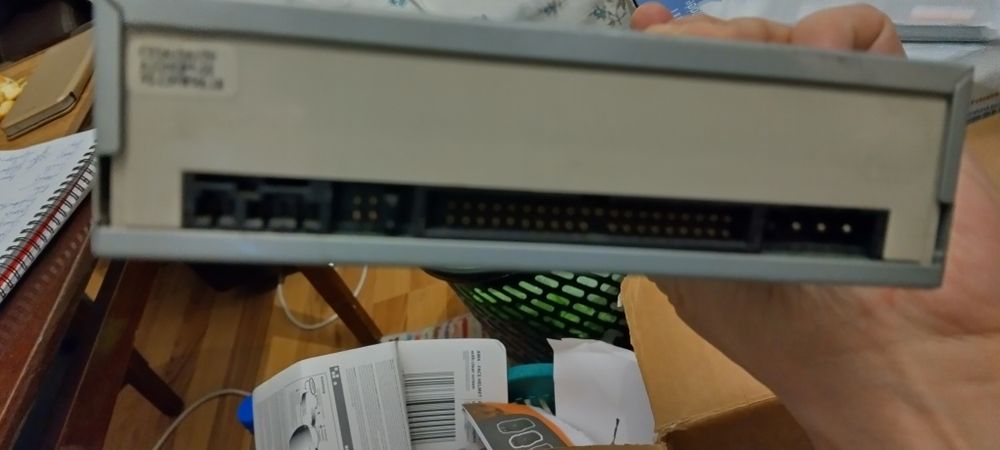 CD ROM pentru calculator