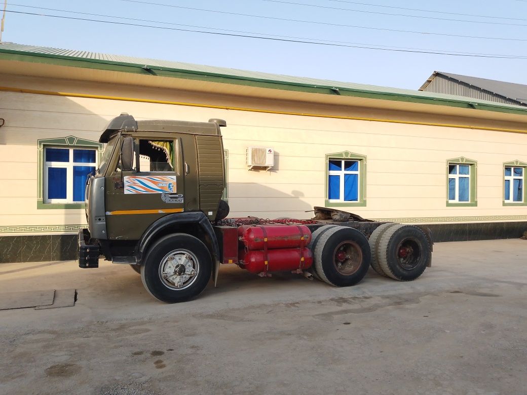 Kamaz tegach sotiladi gazli