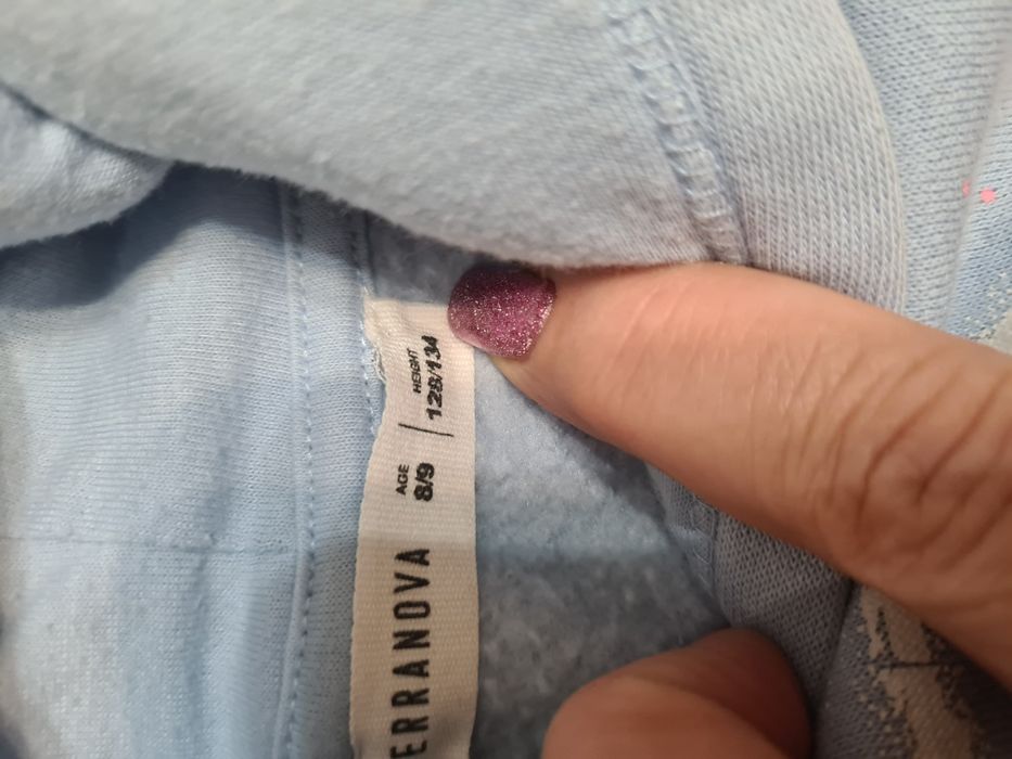 Суичър -много запазен