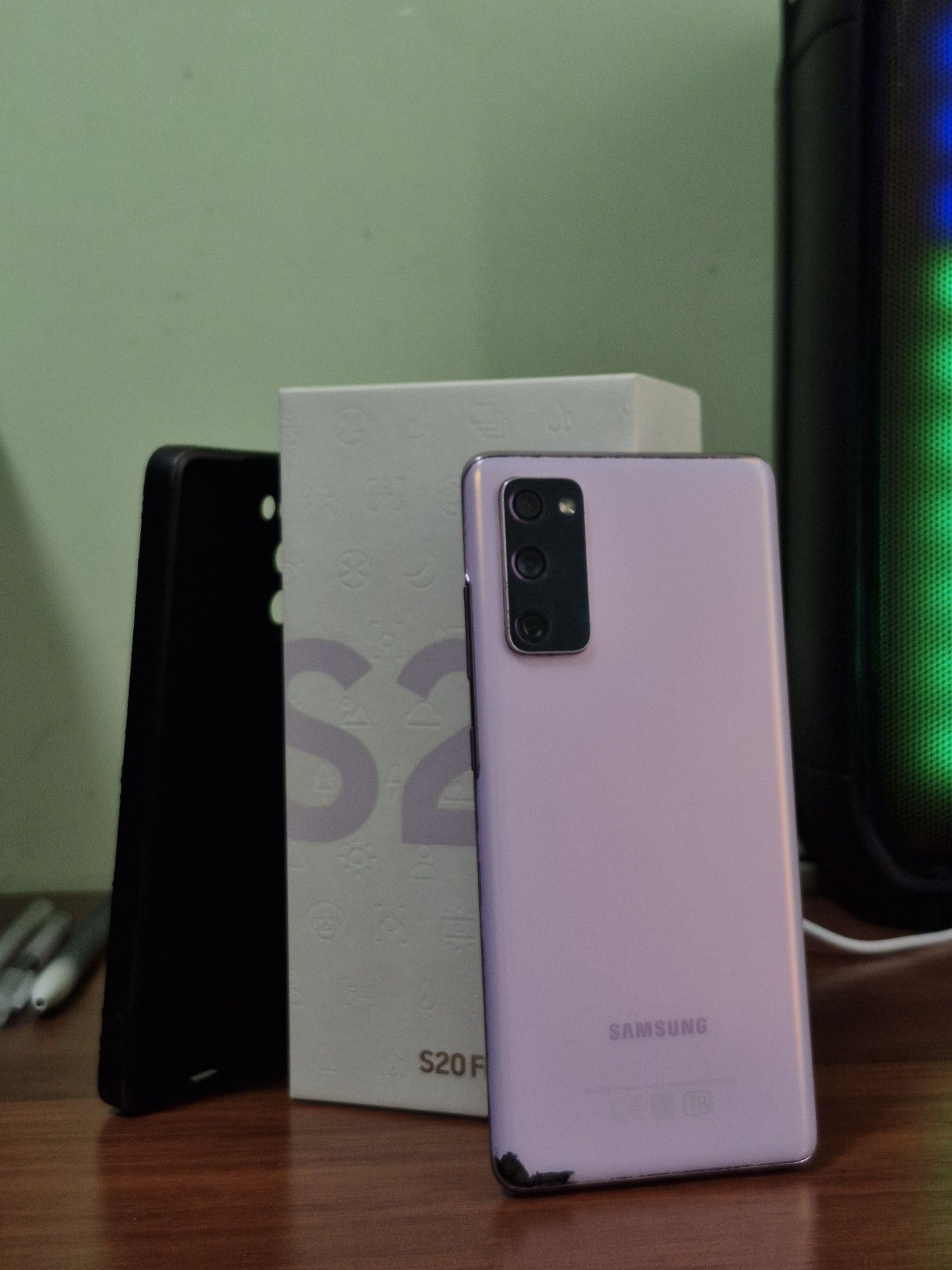 ЛУЧШИЙ Вариант Samsung S20 FE