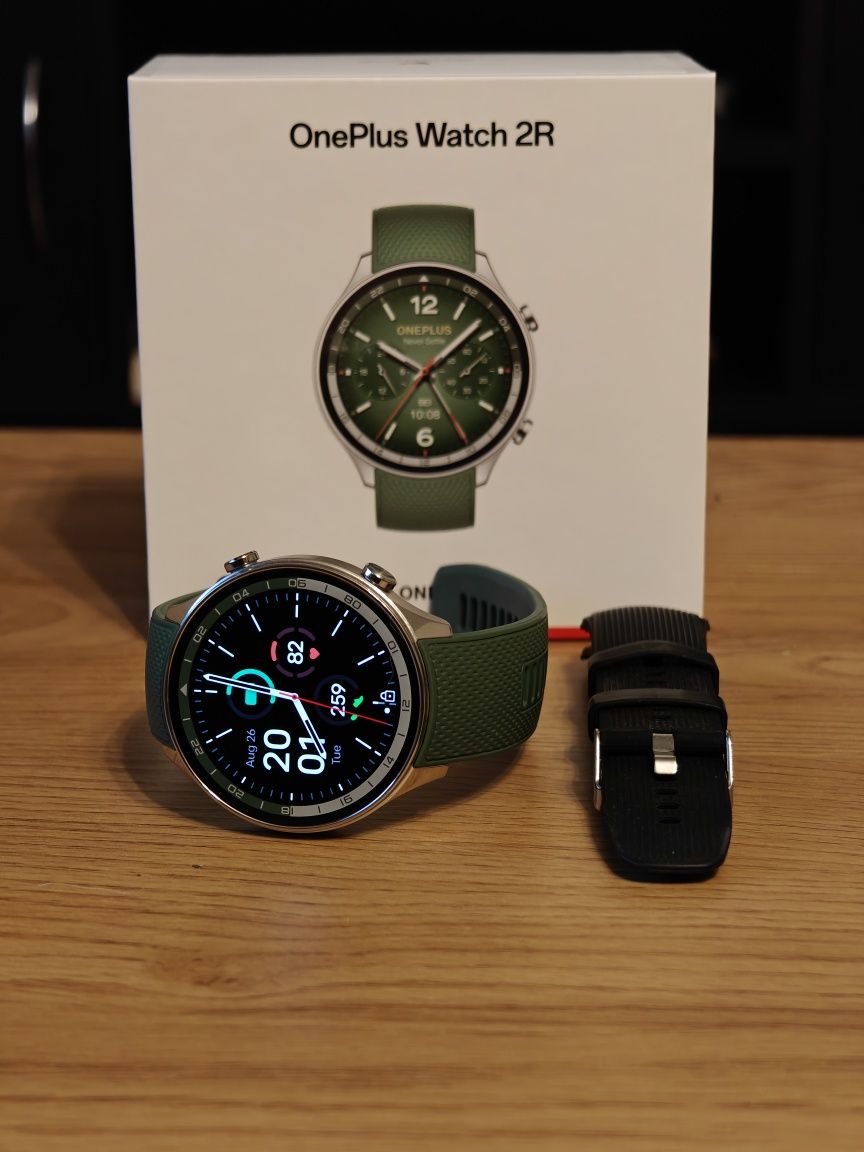 OnePlus Watch 2r с гаранция