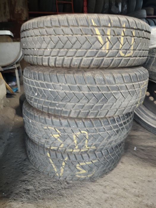 Зимни гуми 175 65 14 4 броя