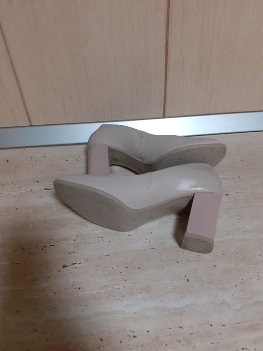 Pantofi cu toc 35 damă