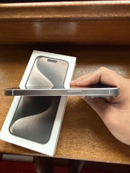 iphone 15 pro 128 gb Natural