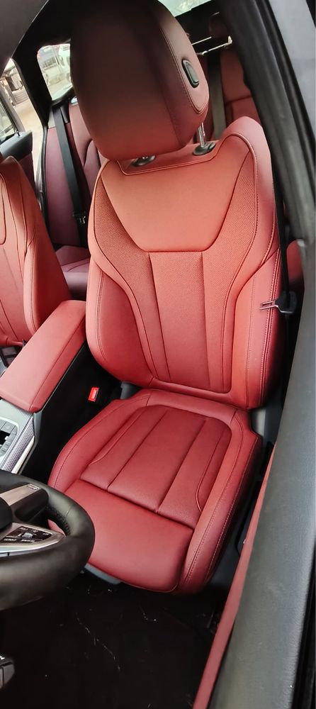 Interior piele bmw seria 3 G21 an 2025 de pe masina 3000 km