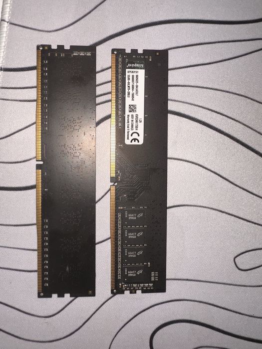 продажа ОЗУ Kinqston две плашки DDR4