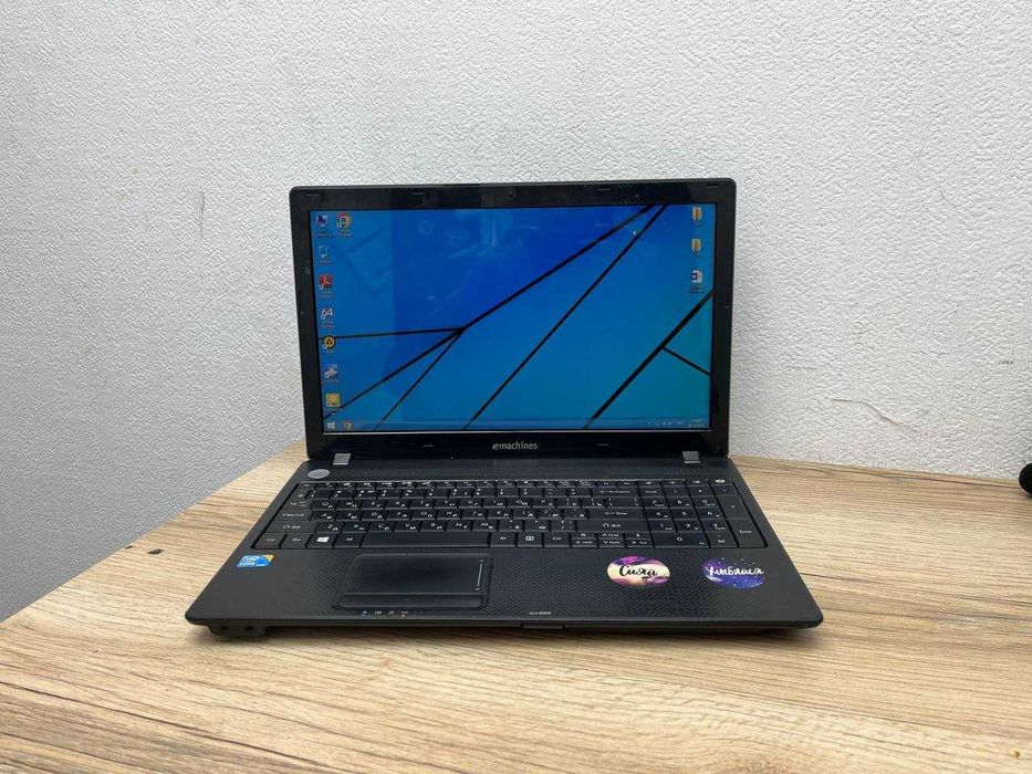 Шустрый emashines  Core i3*ОЗУ 4*HDD 320*2,53GHz Для офиса