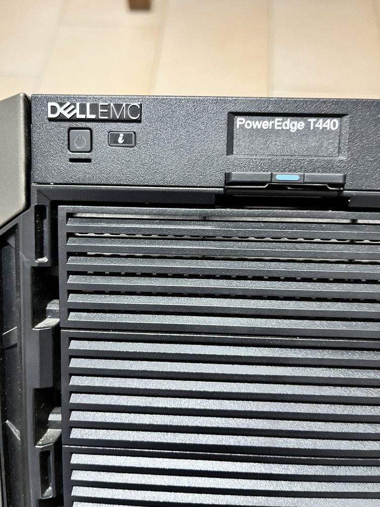 Server Dell EMC Power Edge T440