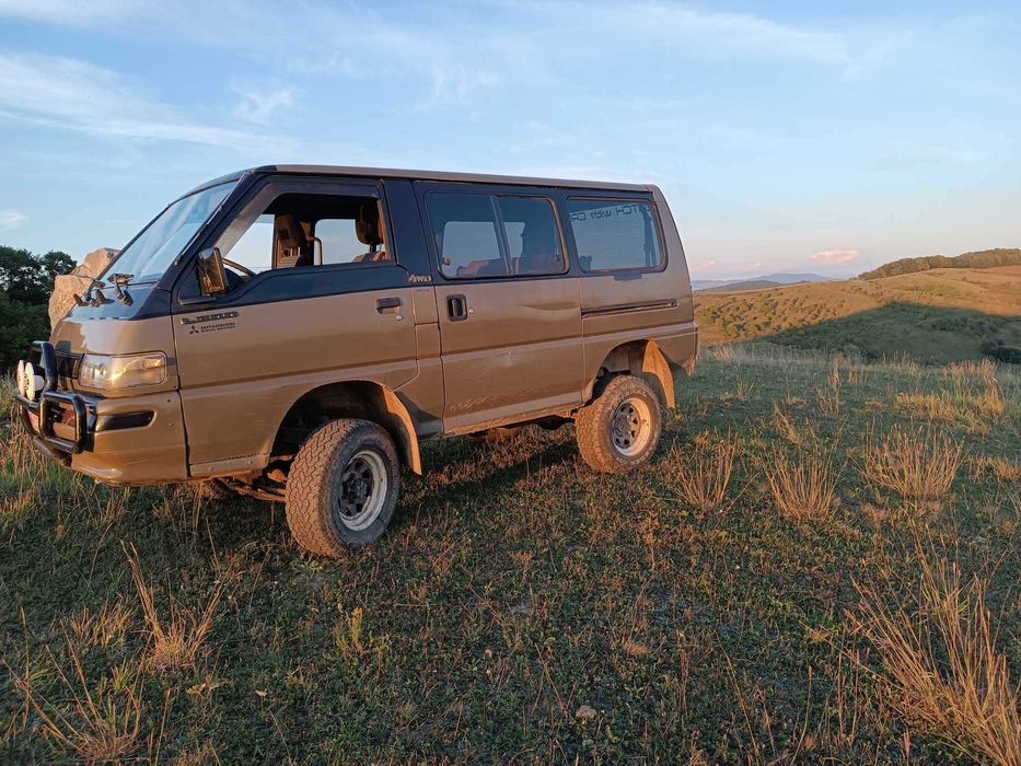 Mitsubishi L300 Delica