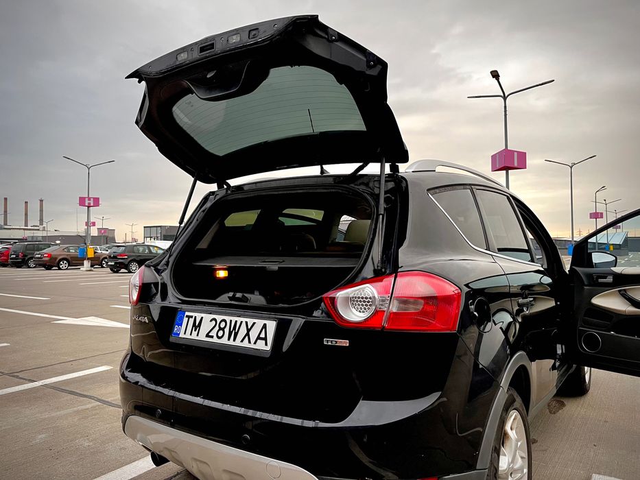 Ford Kuga-pachet individual white