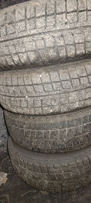 Продам диски с зимними резинами