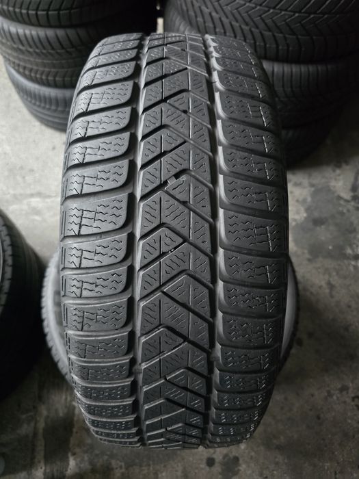 Pirelli 205/50 R17 93V MS iarnă