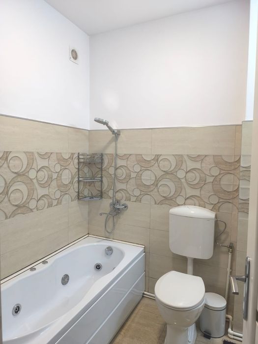 Apartament decomandat 2 camere - zona Centru