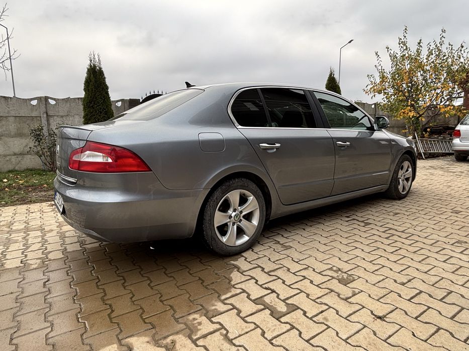 Skoda Superb 2013