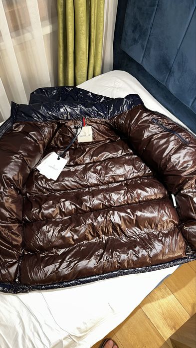 Geaca Moncler marimea XXL sau 6