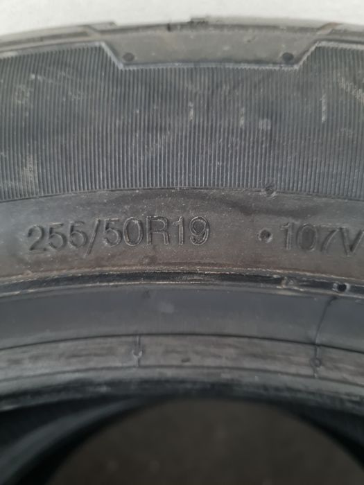 Всесезонни гуми 2 броя CONTINENTAL 4x4Contact 255 50 R19 дот 1118