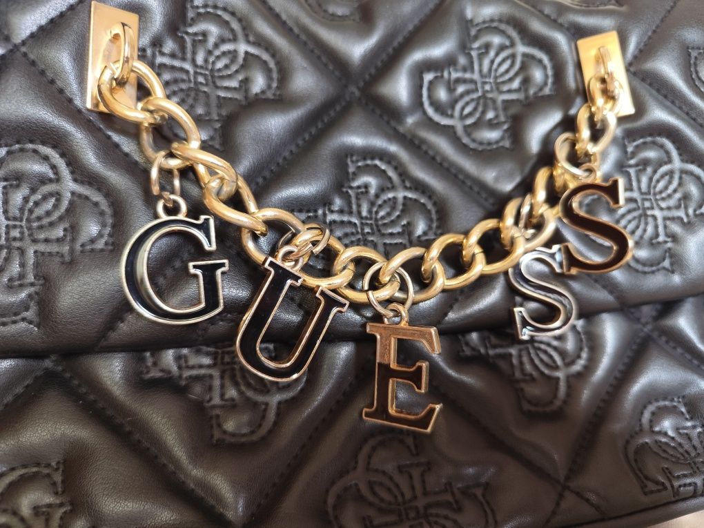 Оригинална чанта GUESS